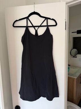 Outdoor Voices Exercise Dress (black, small)